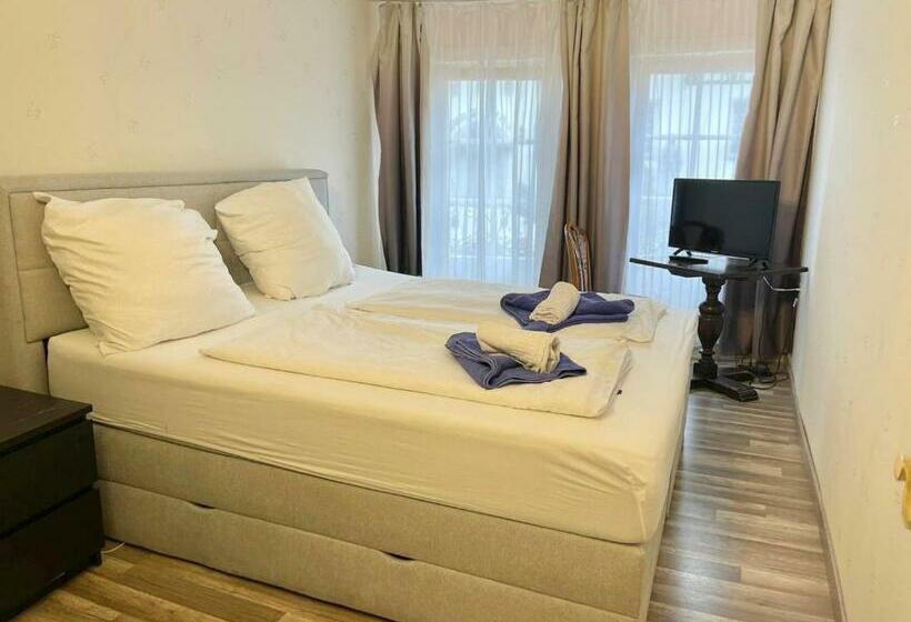 غرفة قياسية, The Burgklause Boutique