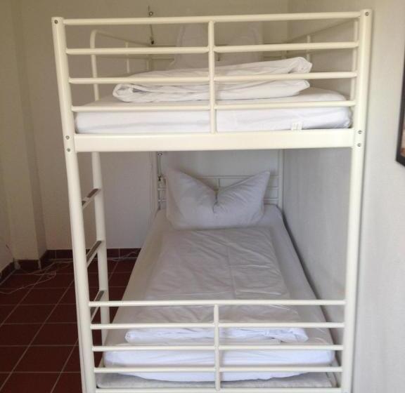 Четырехместный Номер Economy, To`n Schlagboom