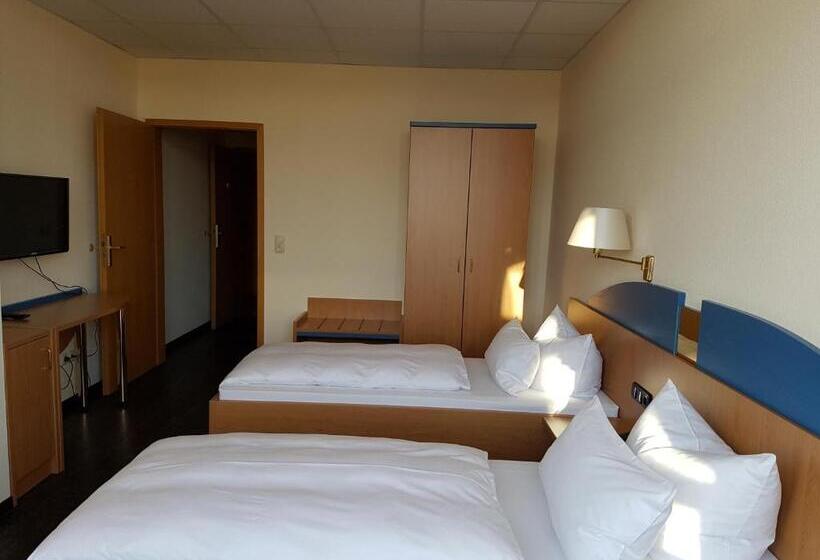 Номер Стандарт, Zum Anger