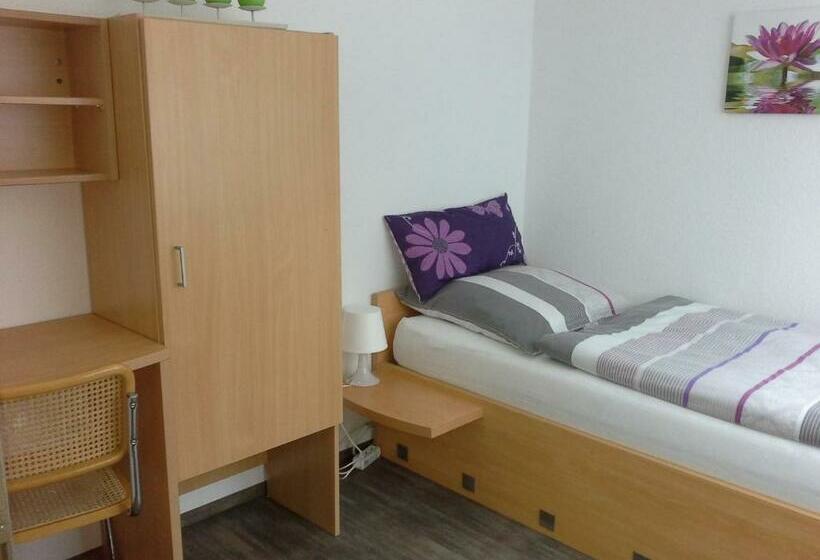 Номер Стандарт Трехместный, Stadthotel Espelkamp