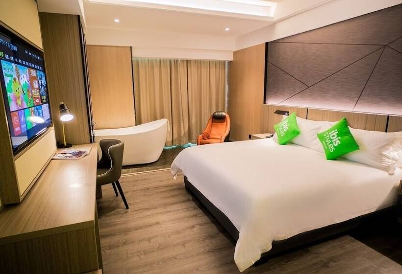Номер Superior, Ibis Styles Dongguan Changan Wanda Plaza