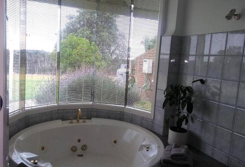 غرفة ديلوكس, Banksia Park Estate