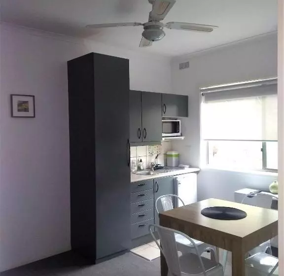 ガーデンビュースタンダードルーム, Banksia Park Estate