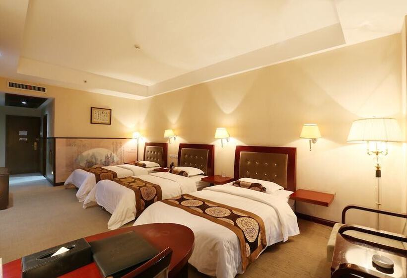 غرفة ديلوكس ثلاثية, Jingxi International