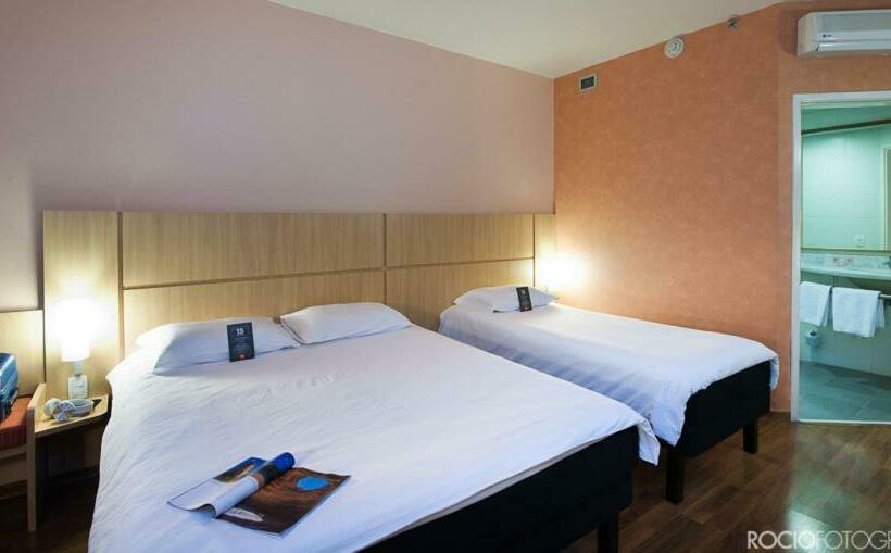 스탠다드 룸, Ibis Uberlandia