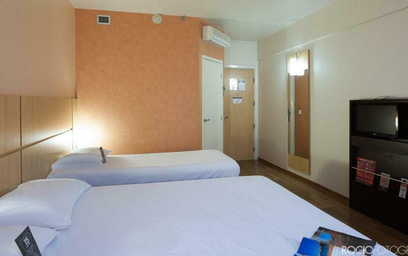 스탠다드 룸, Ibis Uberlandia