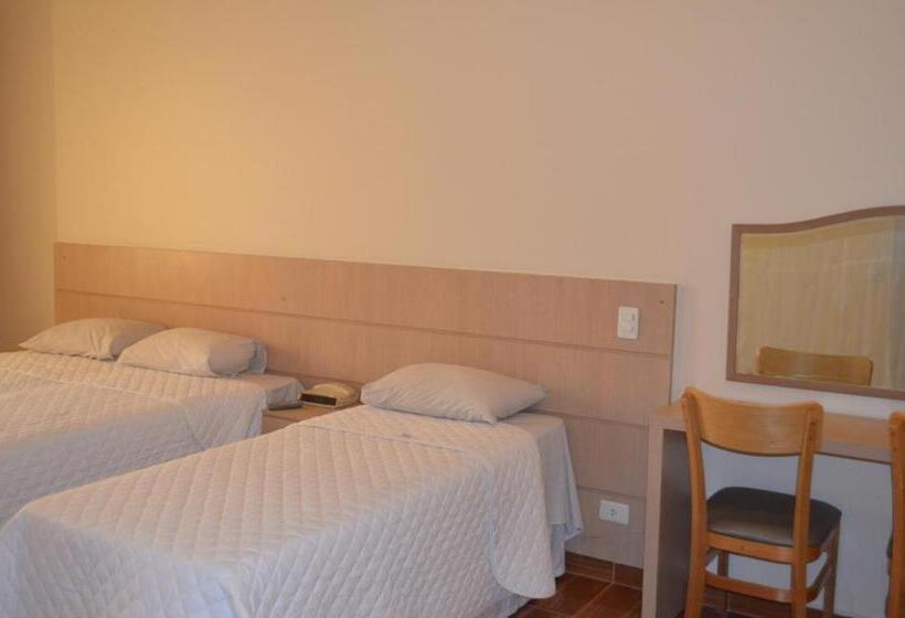 اتاق لوکس, Lux