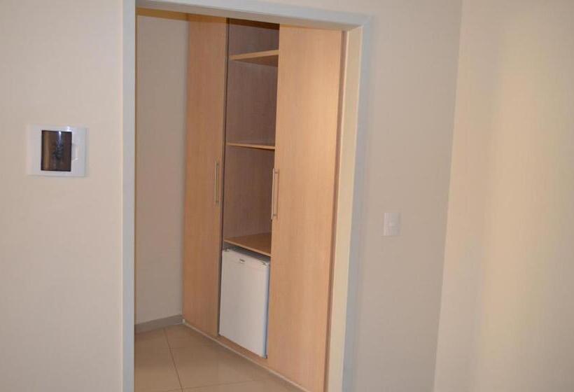 اتاق لوکس سه تخته, Lux