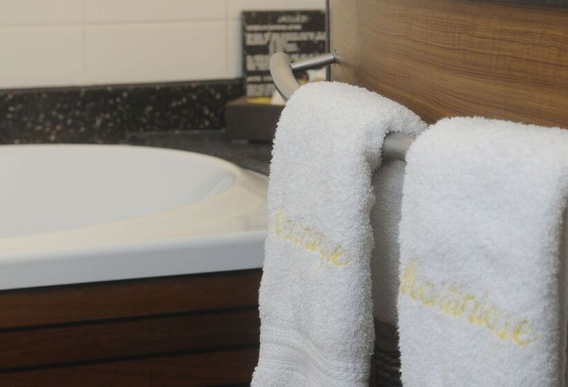 חדר סטנדרט עם ג'קוזי, Martinique