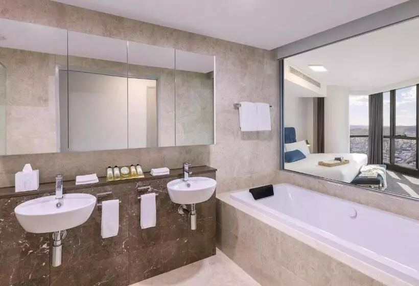 １ベッドルームペントハウスアパート, Meriton Suites Herschel Street, Brisbane