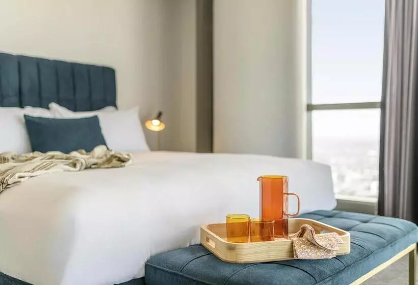 １ベッドルームペントハウスアパート, Meriton Suites Herschel Street, Brisbane