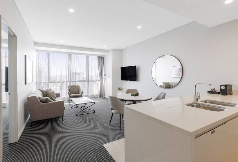 جناح, Meriton Suites Herschel Street, Brisbane