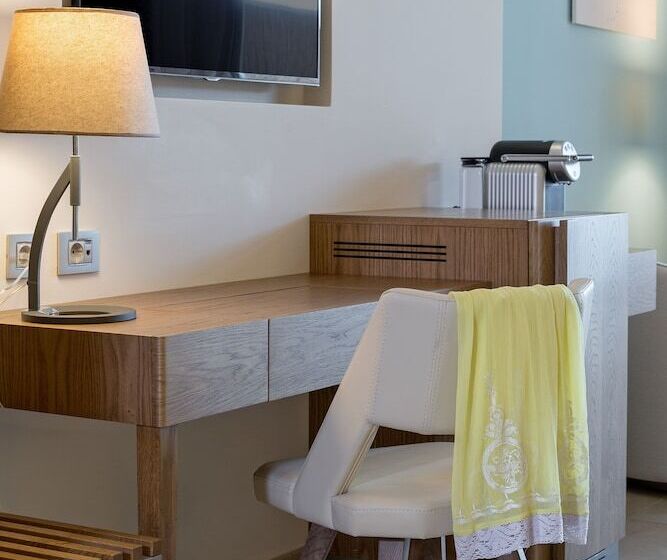 带海景的俱乐部房间, Miraggio Thermal Spa Resort