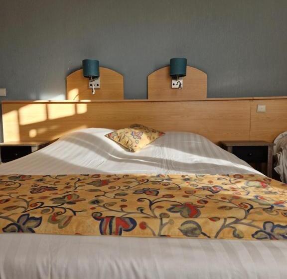 اتاق خانوادگی, Montana