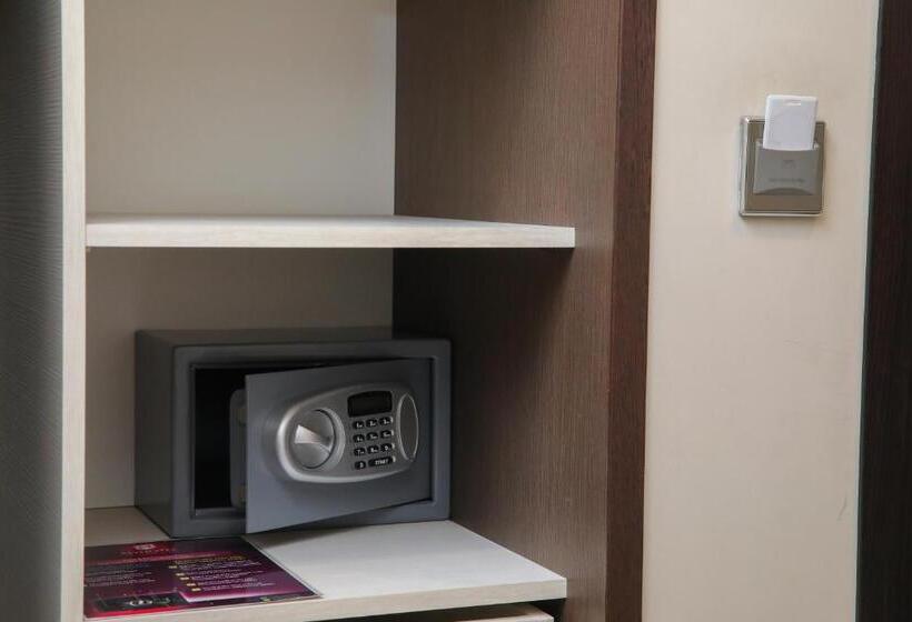 اتاق لوکس, My Hotel Yerevan