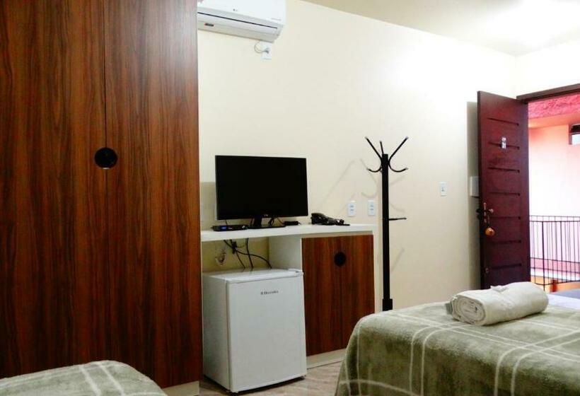 Трехместный Президентский, Niro