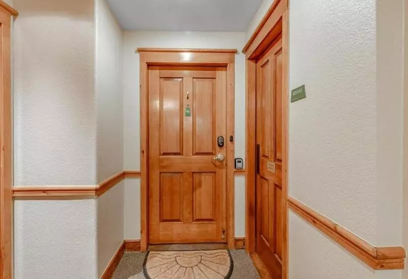 ２ベッドルームアパートメント, Palmyra 4a   Panoramic Peaks Lodge