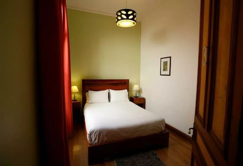 اتاق استاندارد, Puerta Escondida