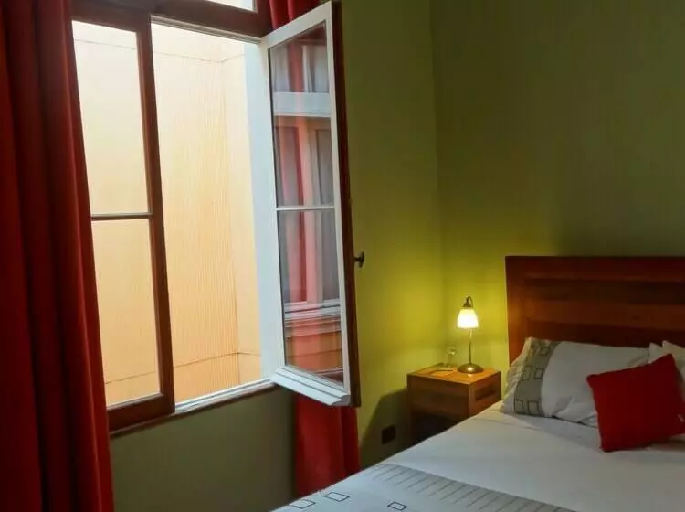 اتاق استاندارد, Puerta Escondida