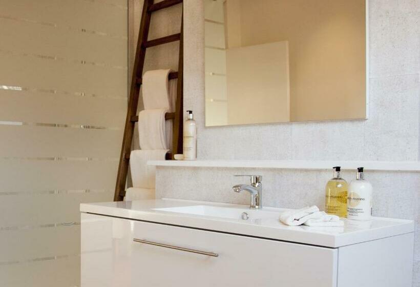 디럭스 룸, Restaurant & Guesthouse Cachet De Cire