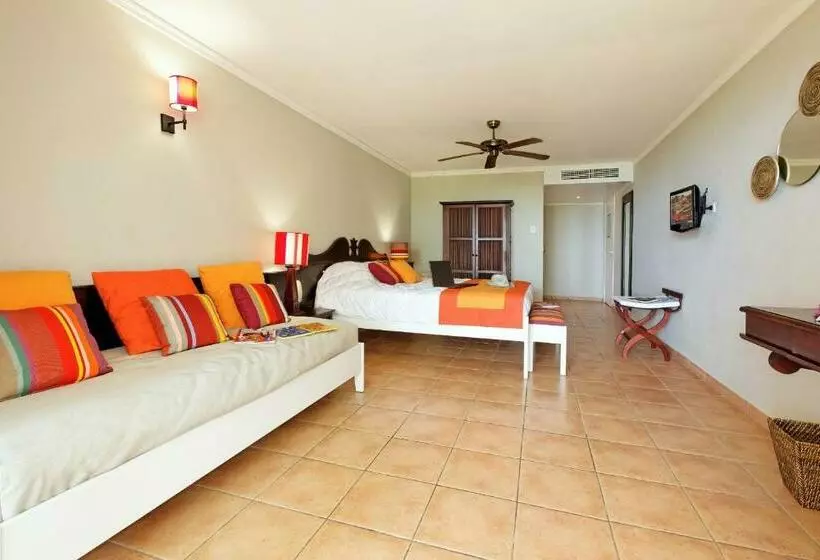 استودیوی استاندارد با چشم‌انداز دریا, Residence Pierre & Vacances Premium Les Tamarins