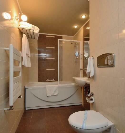 غرفة قياسية مزوَّدة بشُرفة, Sana Spa