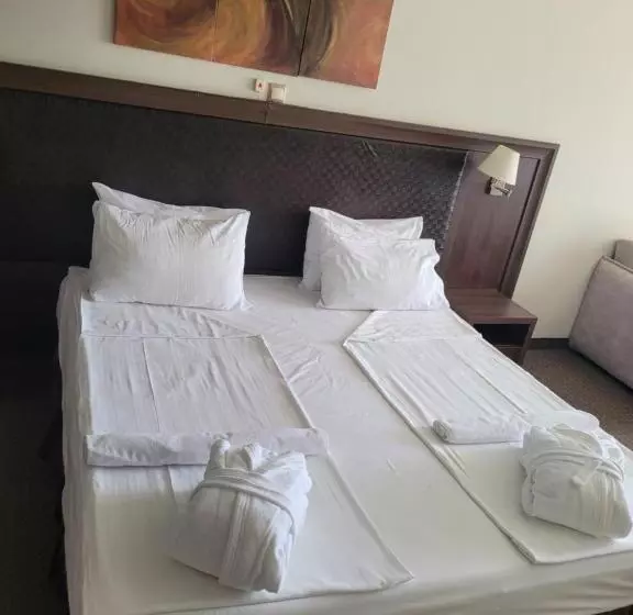 Sviitti Parveke, Sana Spa