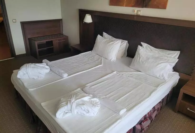 Sviitti Parveke, Sana Spa