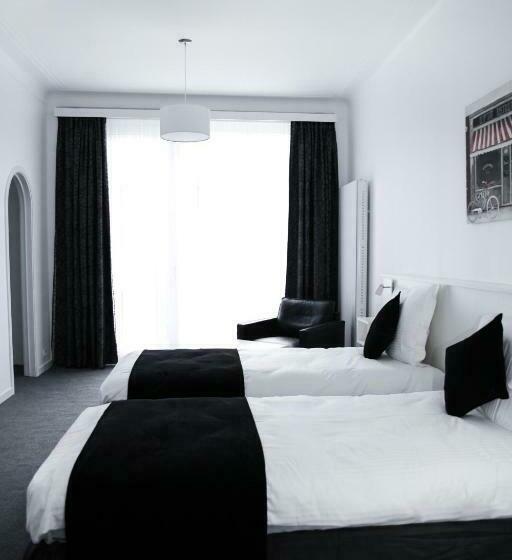 اتاق سوپریور, Satellite