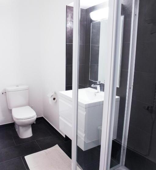 Superior Room with Terrace, Satellite