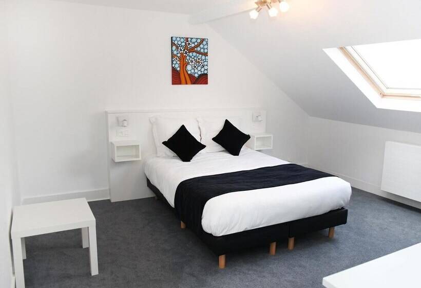 اتاق استاندارد, Satellite