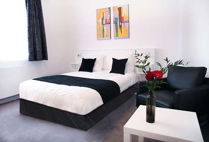 اتاق استاندارد, Satellite