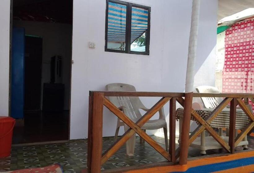 غرفة قياسية مزوَّدة بشُرفة, Sami Beach Huts