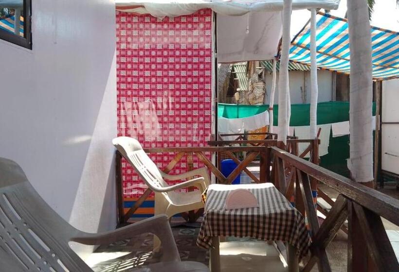 标准间带阳台, Sami Beach Huts