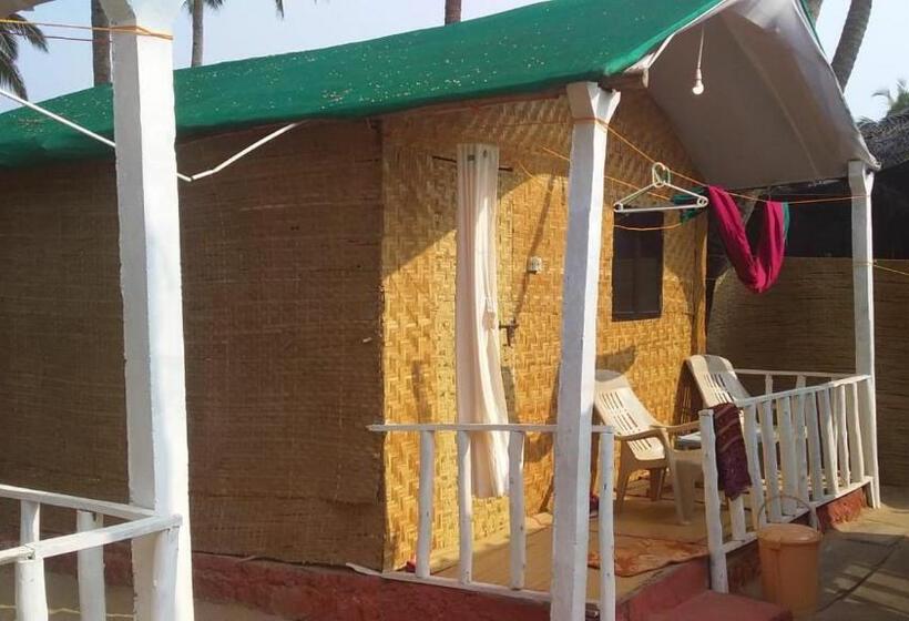 غرفة قياسية داخلية, Sami Beach Huts