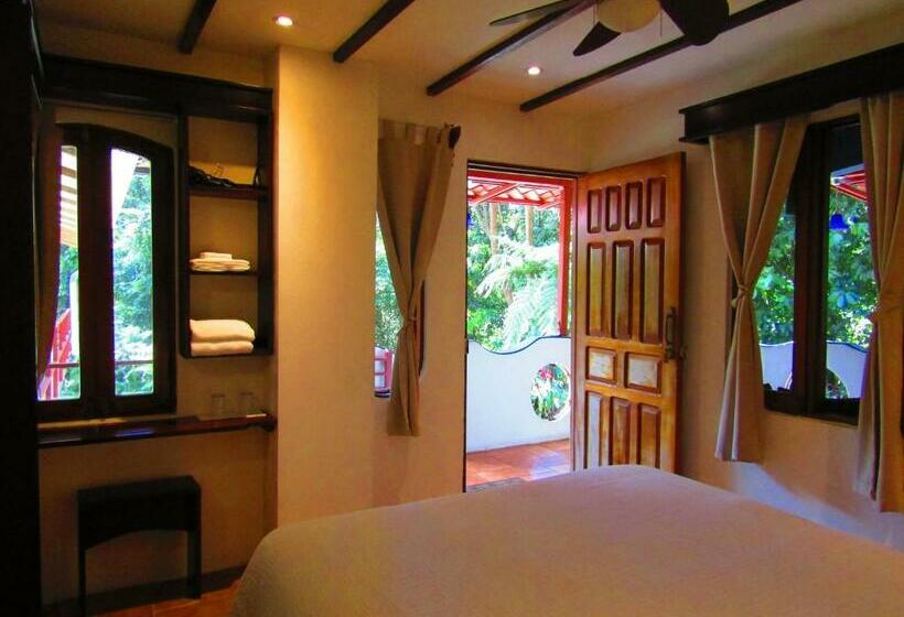 غرفة قياسية, Agua Inn