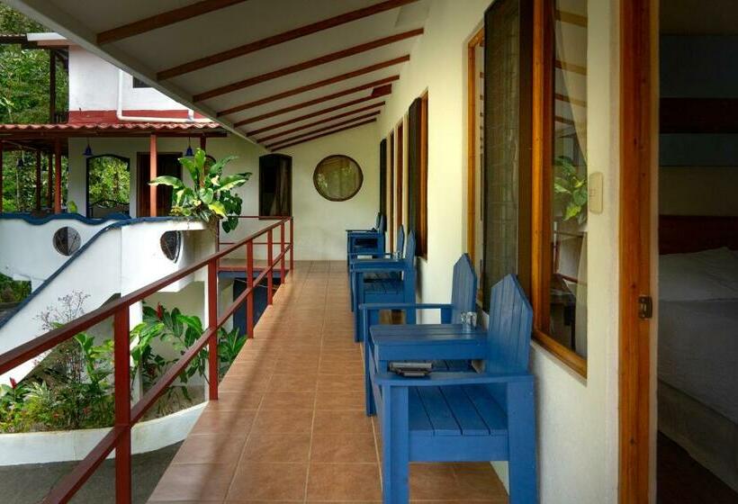 غرفة قياسية, Agua Inn