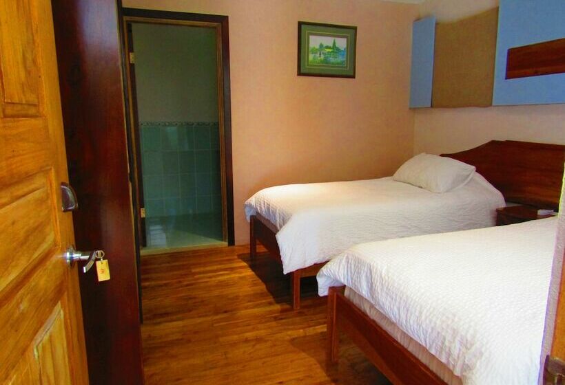 غرفة قياسية, Agua Inn