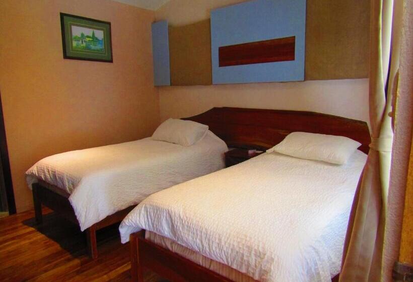 غرفة قياسية, Agua Inn