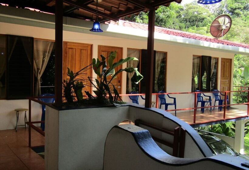 غرفة قياسية, Agua Inn