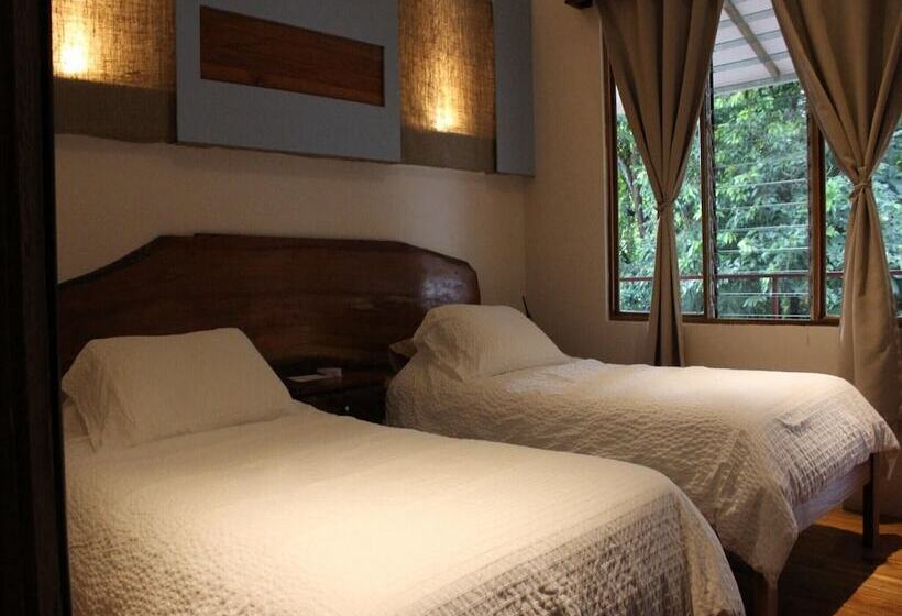 غرفة قياسية, Agua Inn