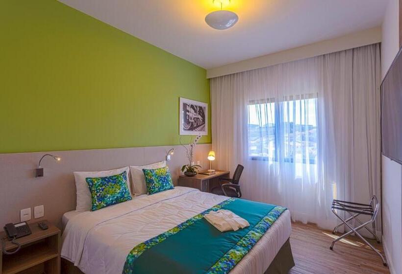 Standart Oda, Blue Tree Towers Valinhos