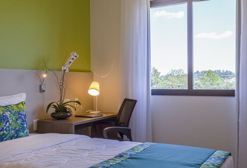 Delüks Oda, Blue Tree Towers Valinhos