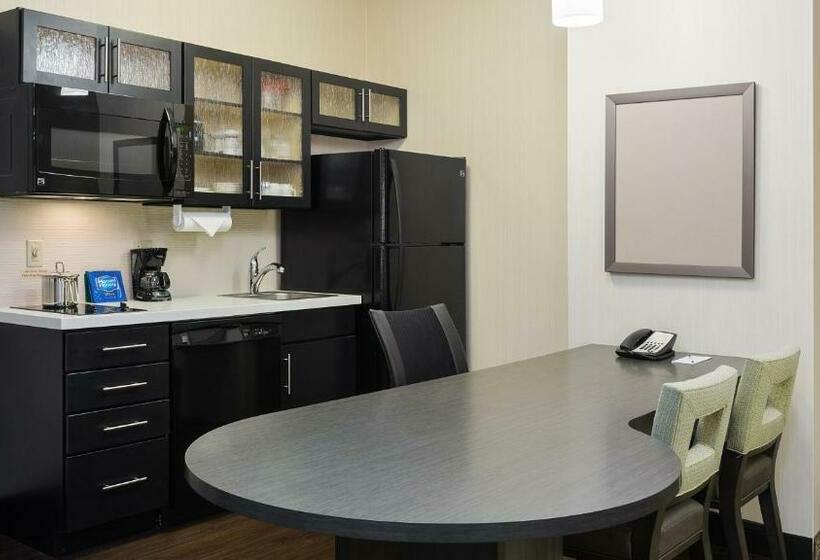 标准工作室, Candlewood Suites Grove City Outlet Center, An Ihg