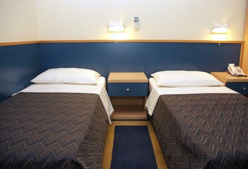 اتاق استاندارد, Cubic