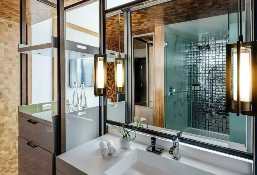 اتاق استاندارد با تخت بزرگ, Dream Hollywood, By Hyatt