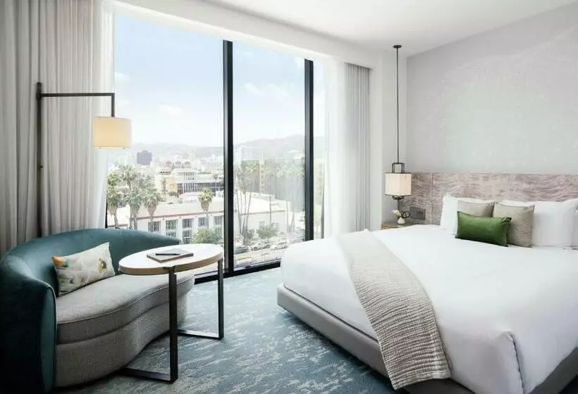 اتاق استاندارد با تخت بزرگ, Dream Hollywood, By Hyatt