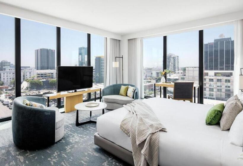 إستوديو قياسى سرير كينج, Dream Hollywood, By Hyatt