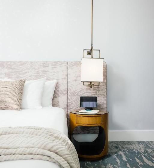 غرفة قياسية سرير كينج, Dream Hollywood, By Hyatt