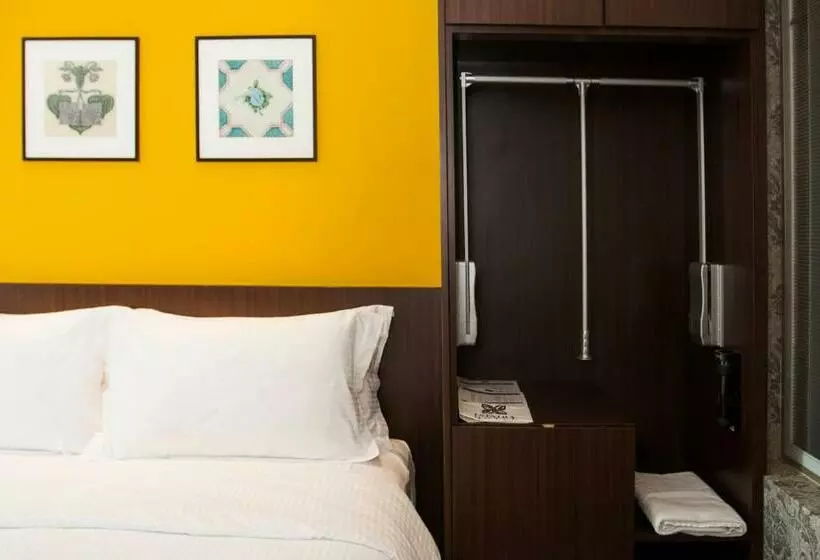 Habitació Deluxe, Estadia